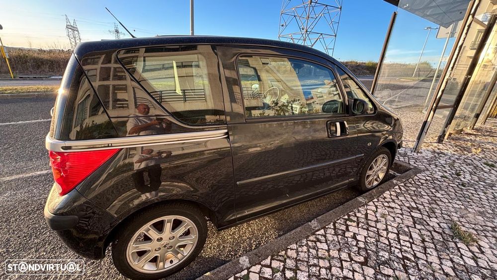 Peugeot 1007 1.4 HDi Urban - 4