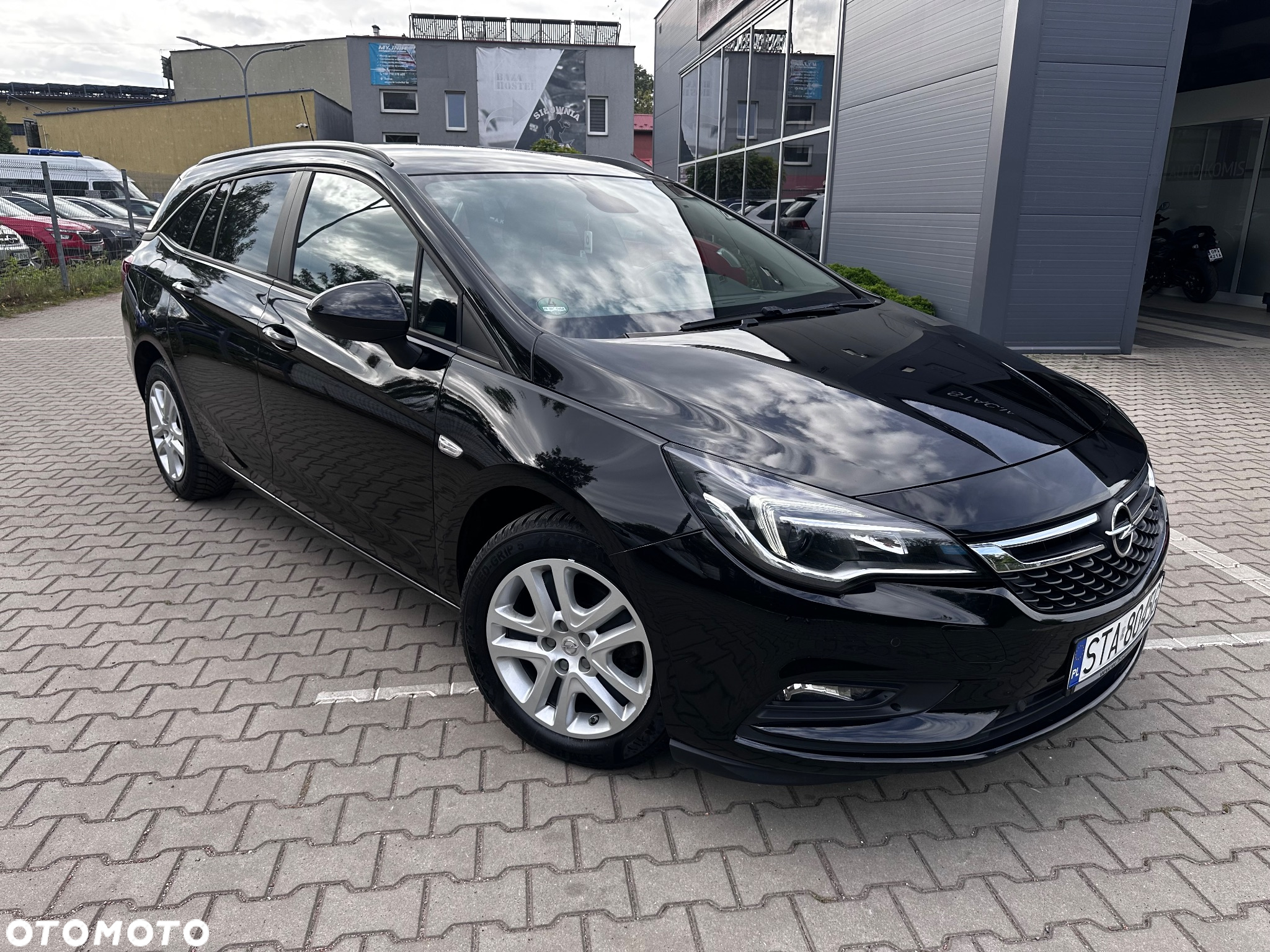 Opel Astra 1.4 Turbo 120 Jahre - 6
