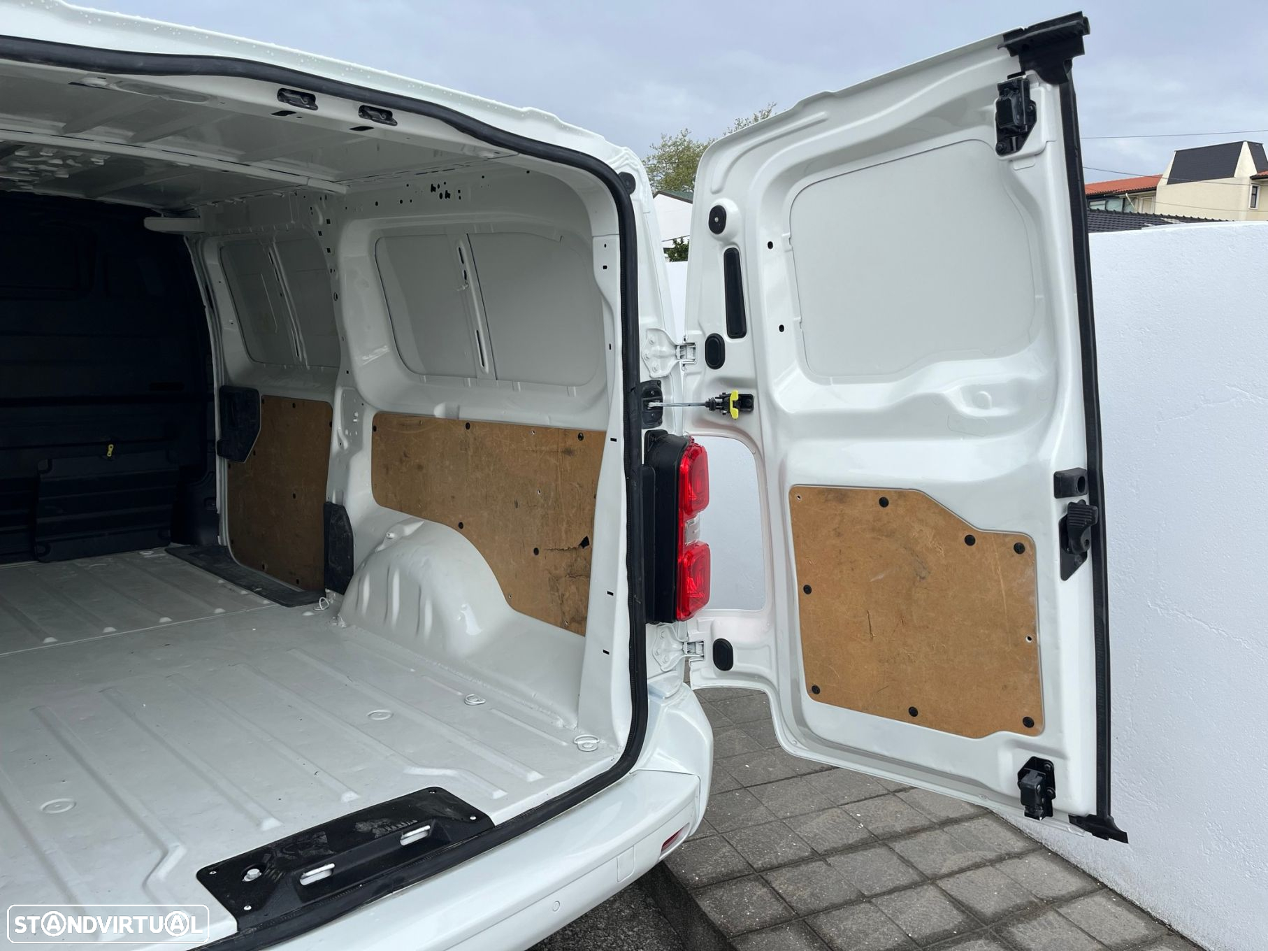 Citroën Jumpy Confort Plus XL BlueHDi 120 Business - 30