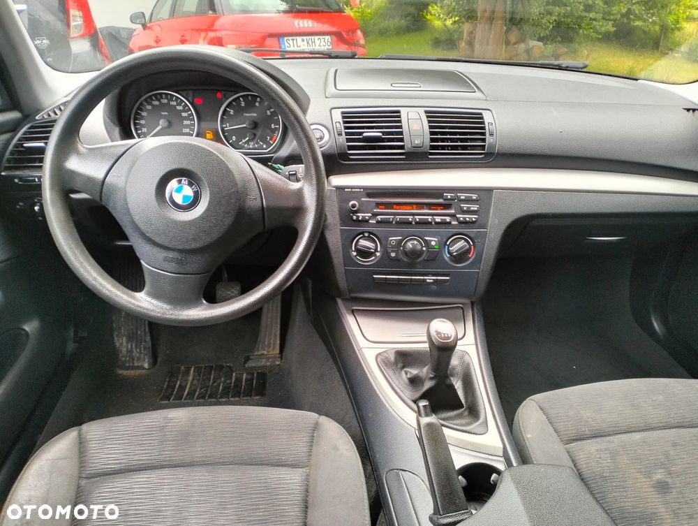 BMW Seria 1 - 36