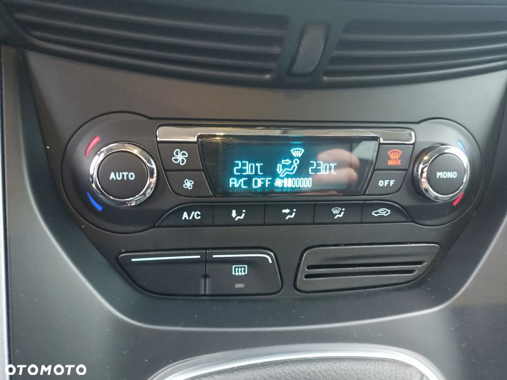 Ford C-MAX 1.6 Ti-VCT Champions Edition - 14