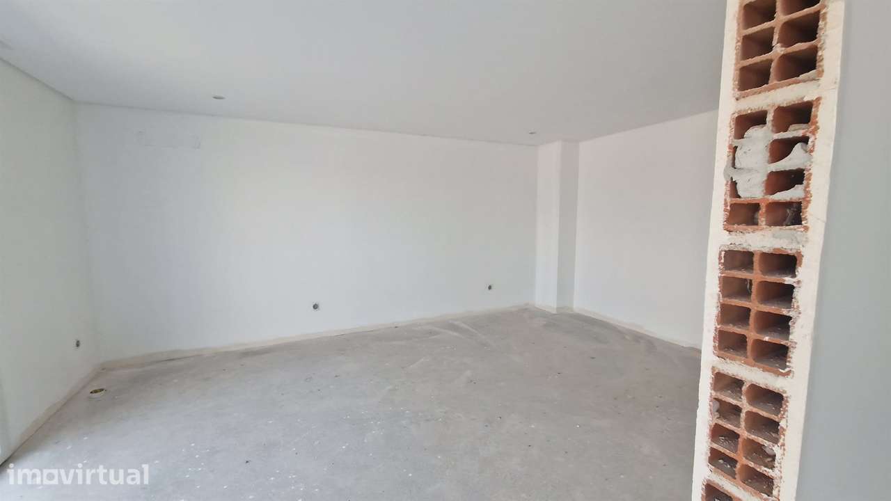 Apartamento T3 DUPLEX Venda em Nossa Senhora de Fátima,Entroncamento - Grande imagem: 2/42