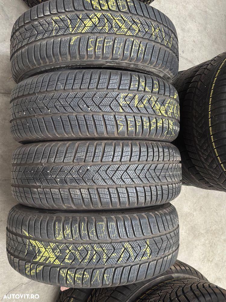 Vând 4 anvelope 225/45/19 Pirelli de iarnă cu runflat ca noi - 1