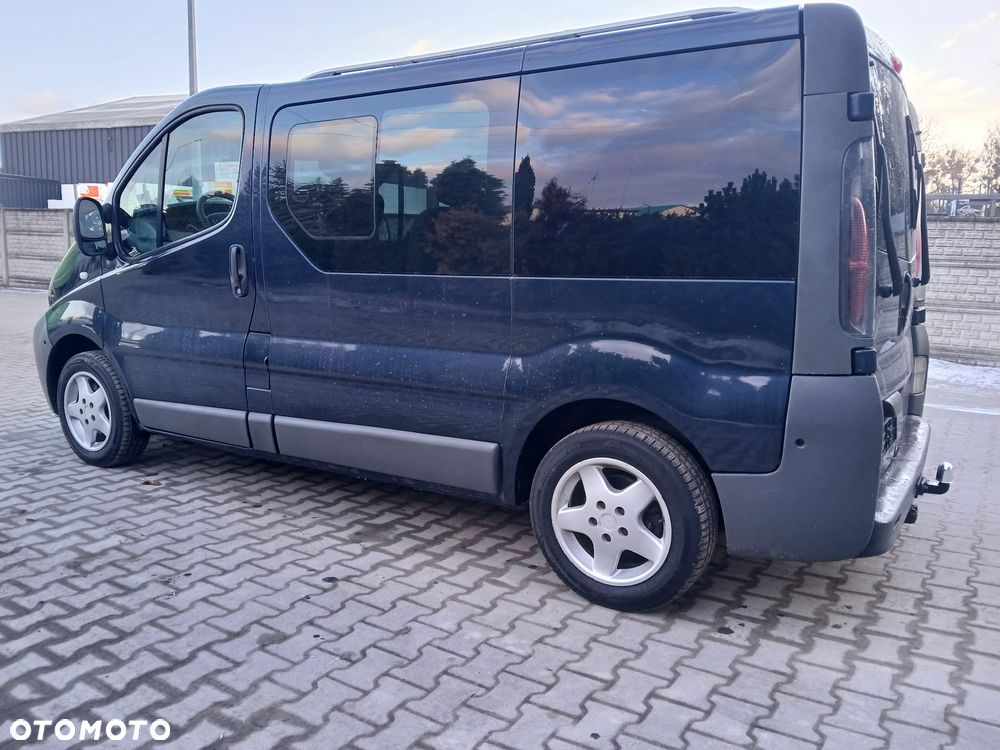 Renault Trafic - 2