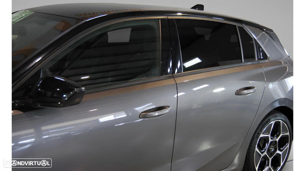 Opel Astra 1.2 T GS Line Aut. - 13