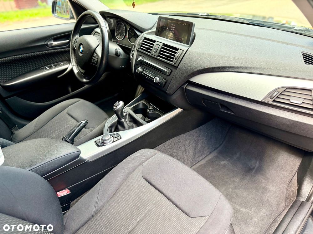 BMW Seria 1 116d - 8