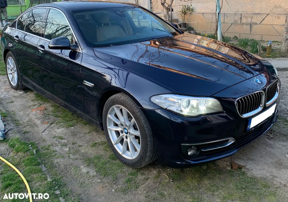 BMW Seria 5 520d xDrive Aut. Luxury Line - 4