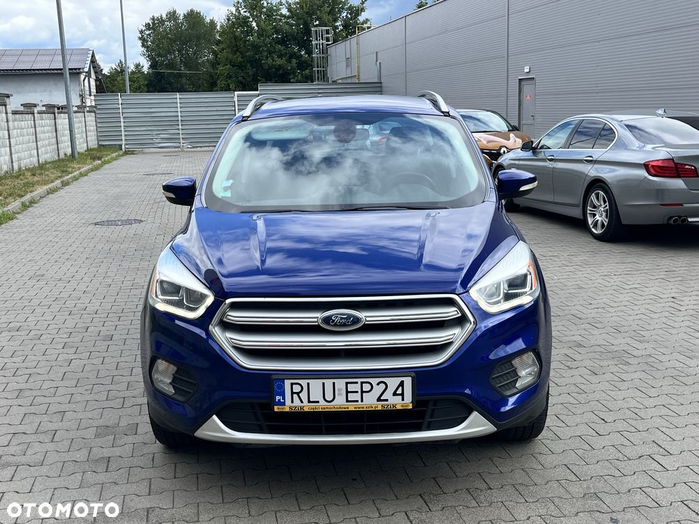 Ford Kuga - 2