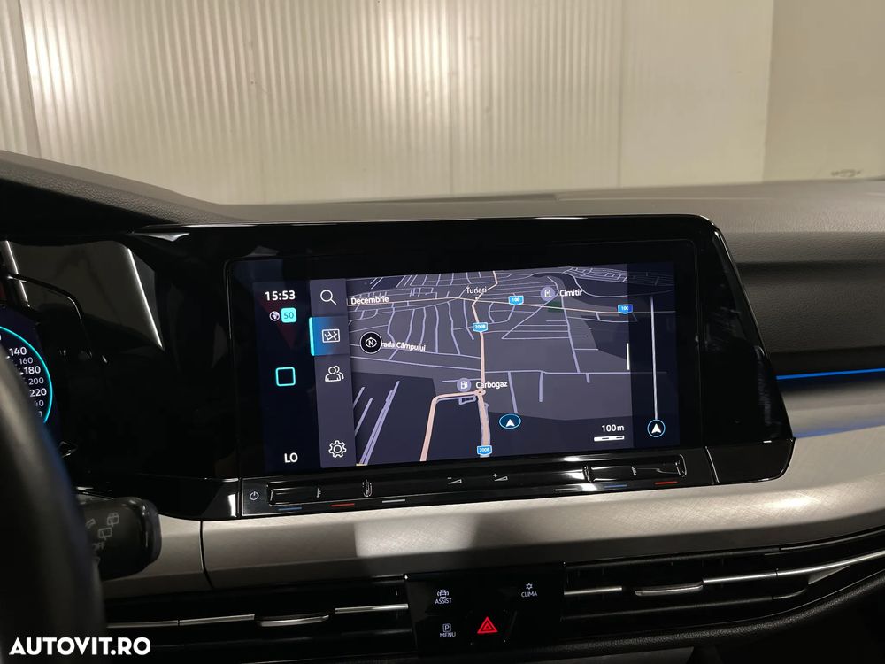 Volkswagen Golf 1.0 eTSI DSG MHEV Life - 16