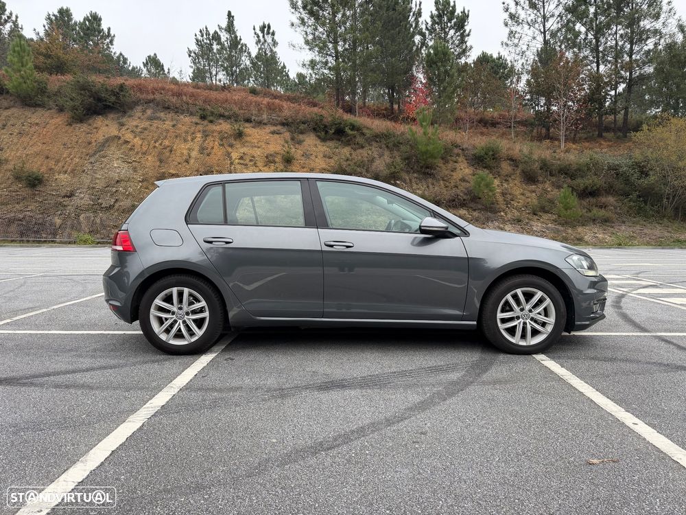 VW Golf 1.0 TSI Confortline - 11