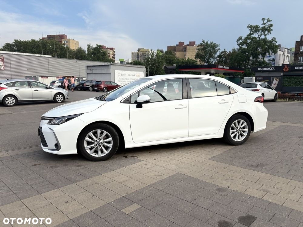 Toyota Corolla - 10