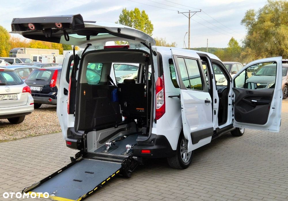 Ford Transit Connect - 22