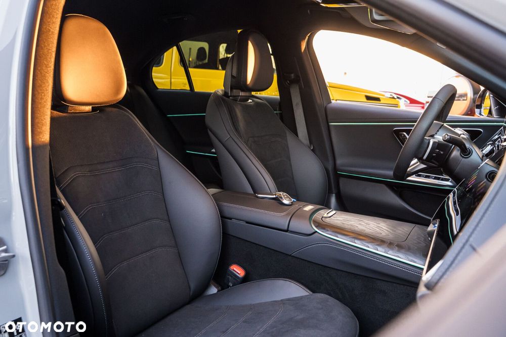 Mercedes-Benz Klasa E - 17