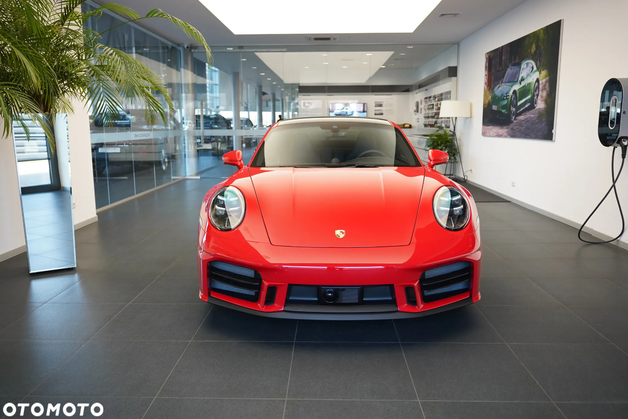 Porsche 911 Carrera - 4