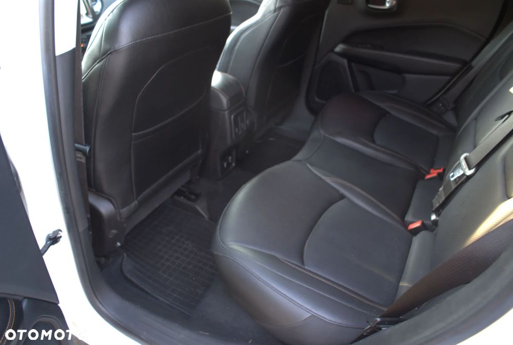 Jeep Compass - 16