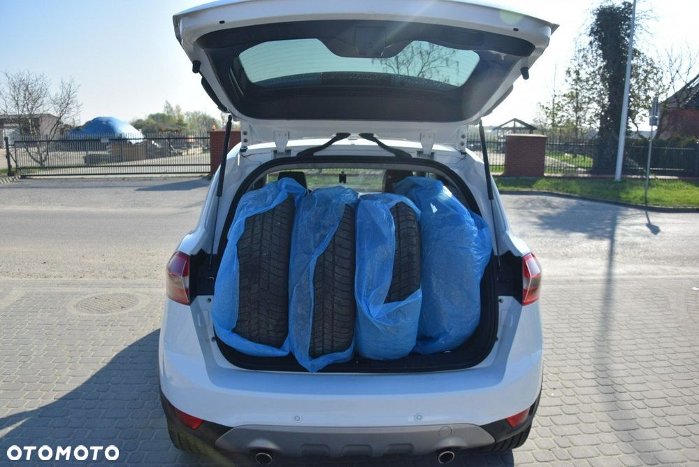 Ford Kuga 2.0 TDCi 4x4 Titanium - 15