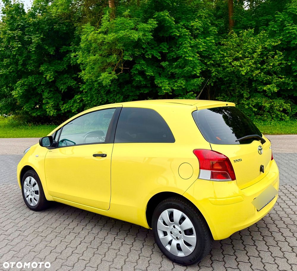 Toyota Yaris - 7