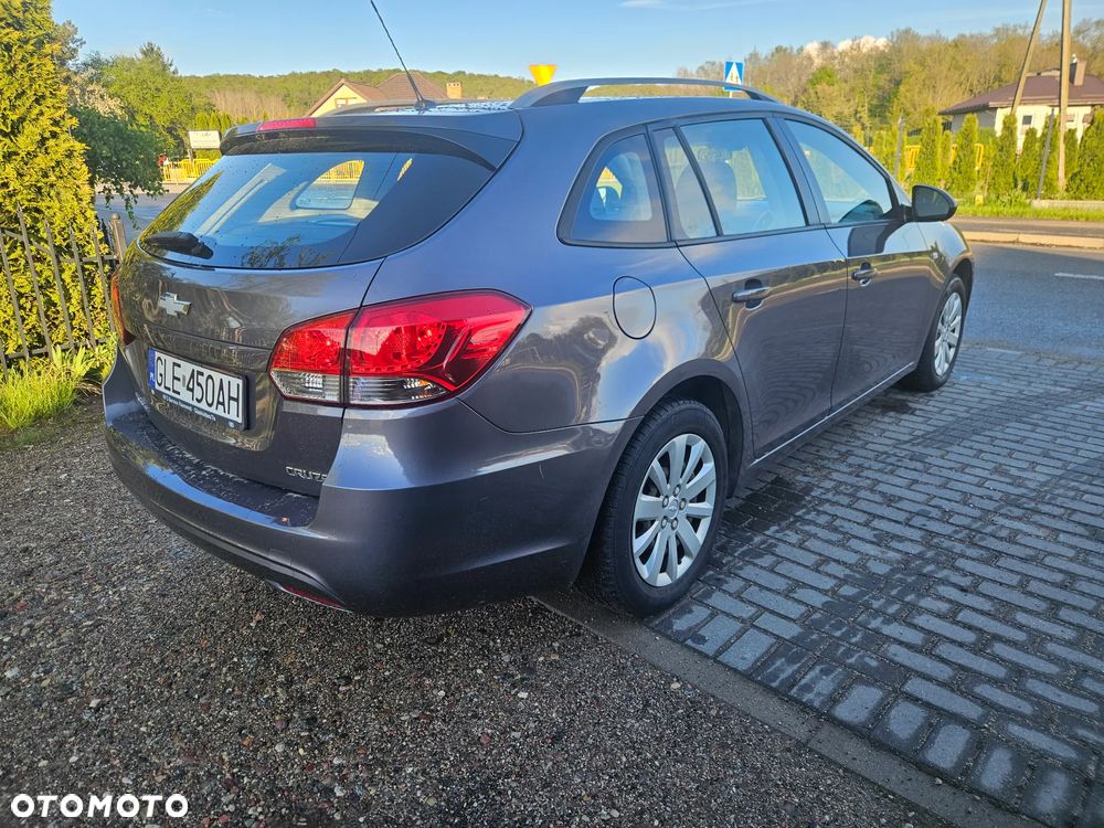 Chevrolet Cruze - 13
