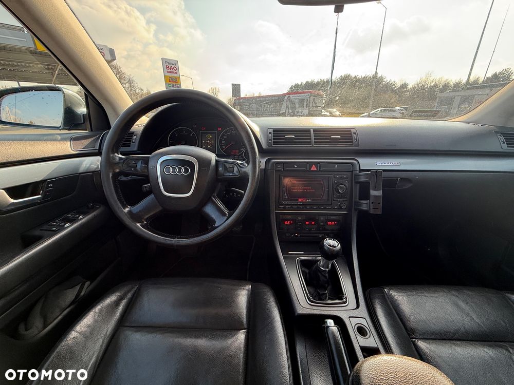 Audi A4 Avant 3.0 TDI quattro - 24