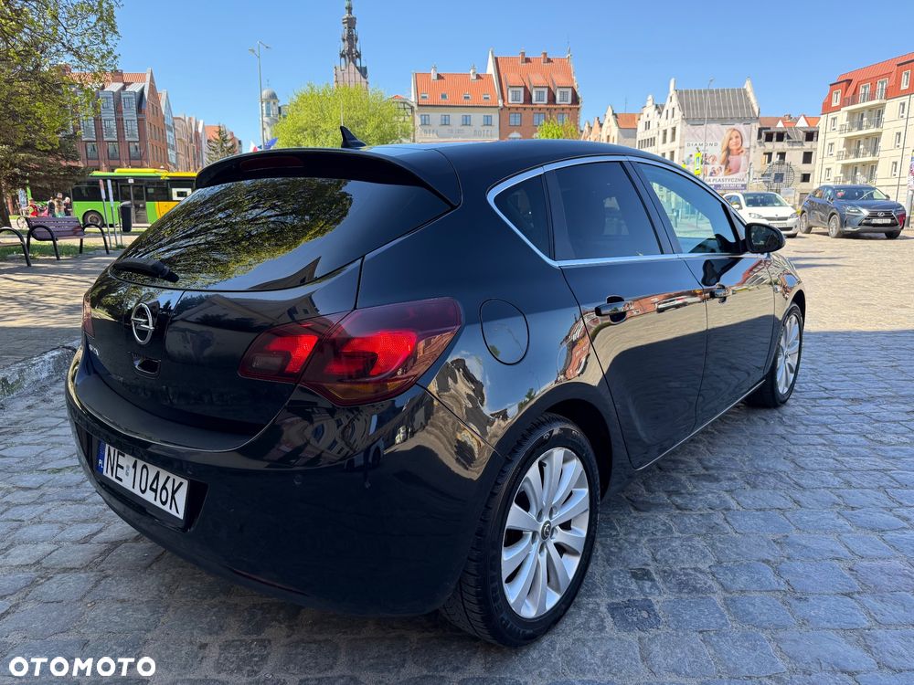 Opel Astra - 12