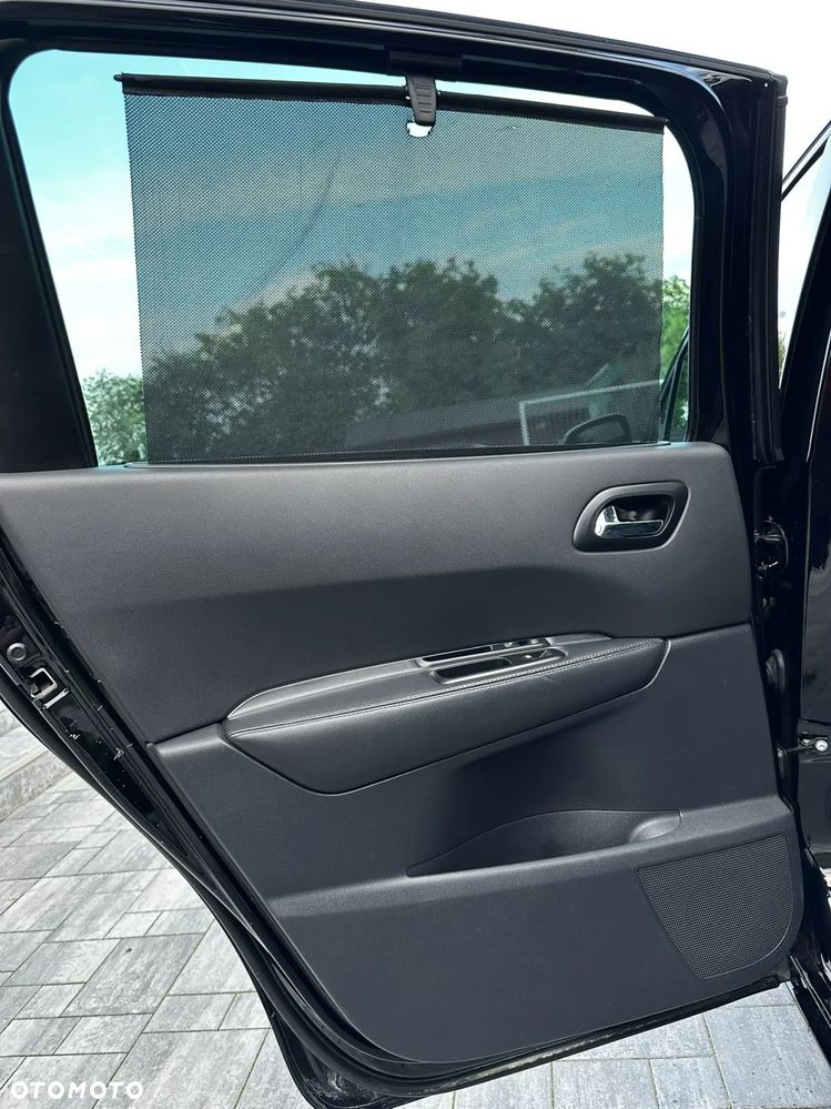 Peugeot 5008 HDI 150 Business-Line - 17