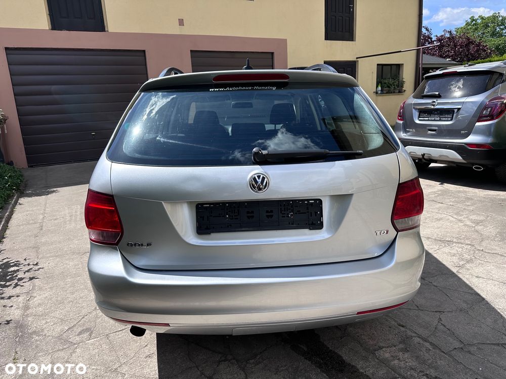 Volkswagen Golf - 12