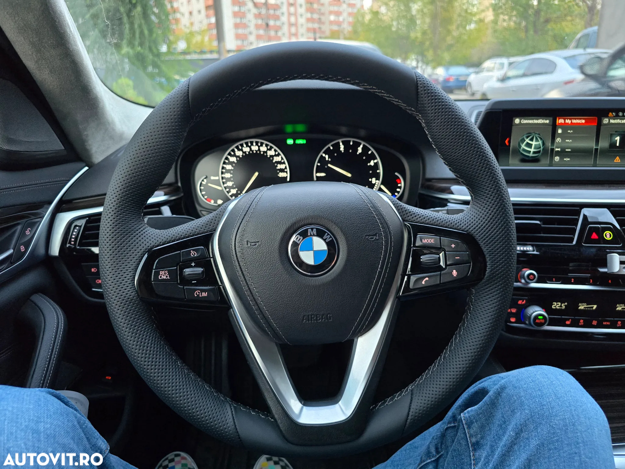 BMW Seria 5 530d xDrive Touring Aut. Luxury Line - 2