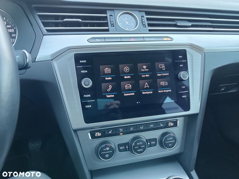 Volkswagen Passat 1.5 TSI EVO Trendline - 25