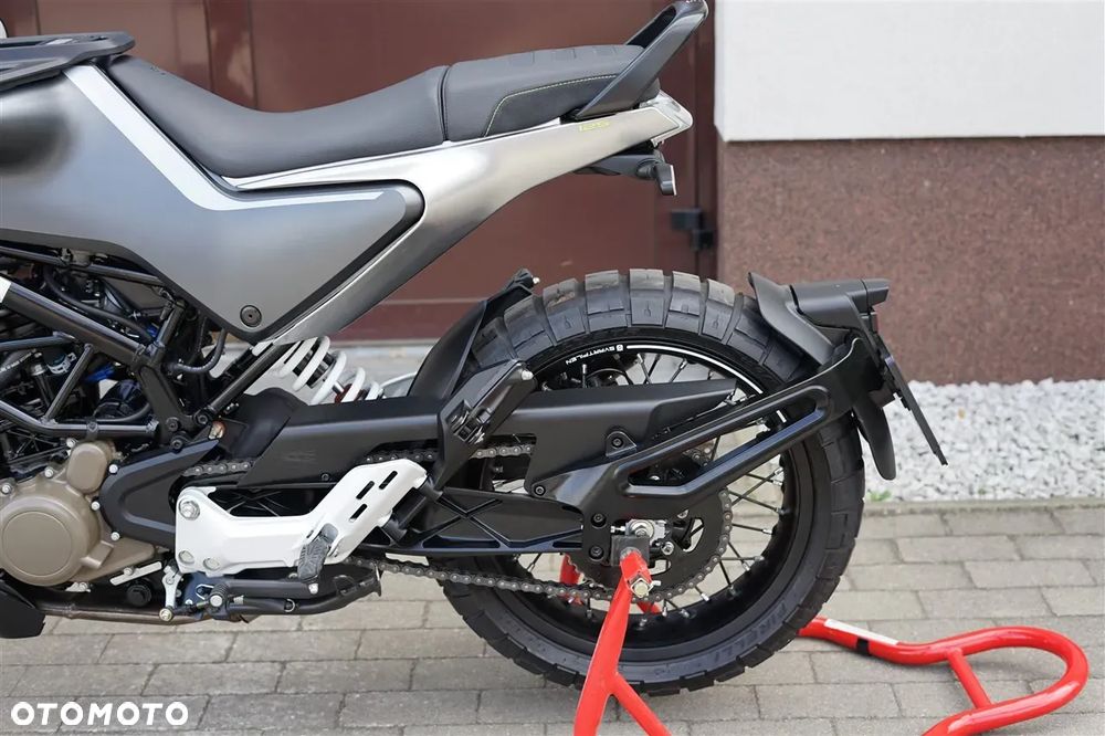 Husqvarna Svartpilen - 21