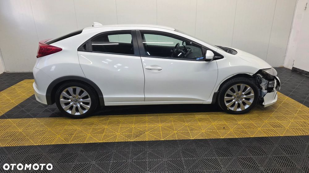 Honda Civic 1.8 Executive NAVI - 6