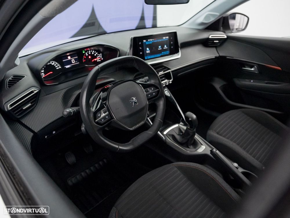 Peugeot 208 1.2 PureTech Active - 11