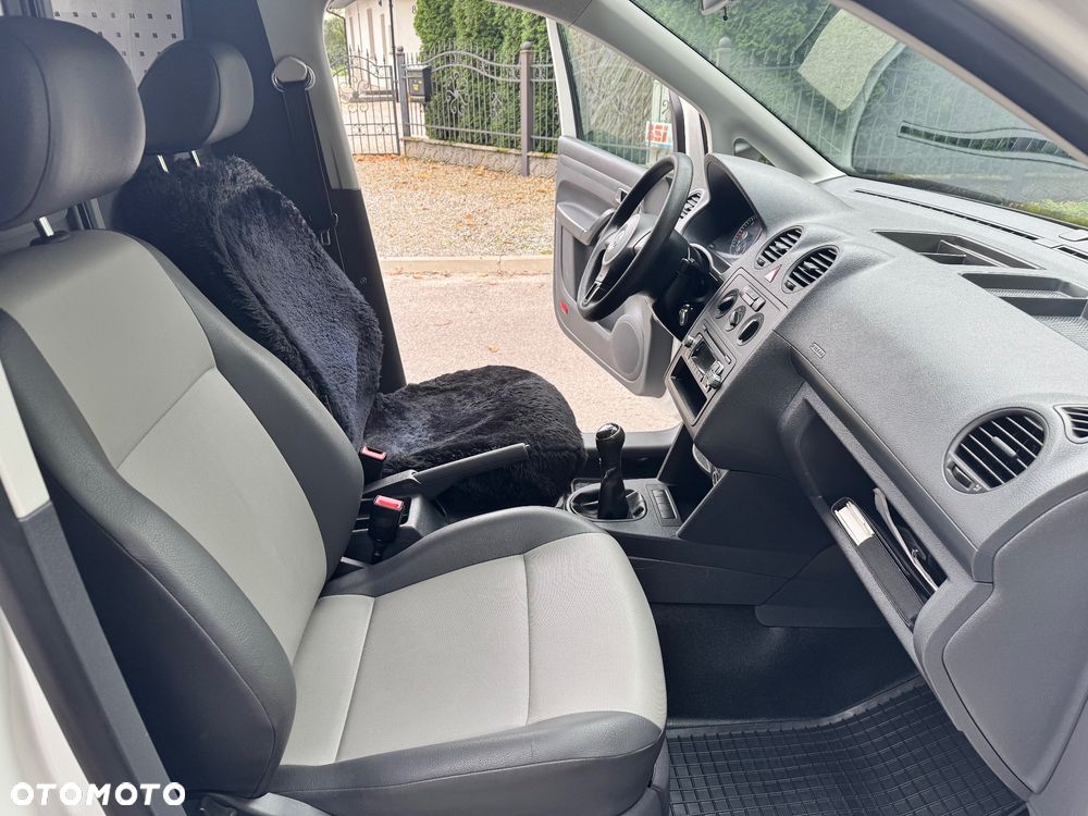 Volkswagen Caddy - 17