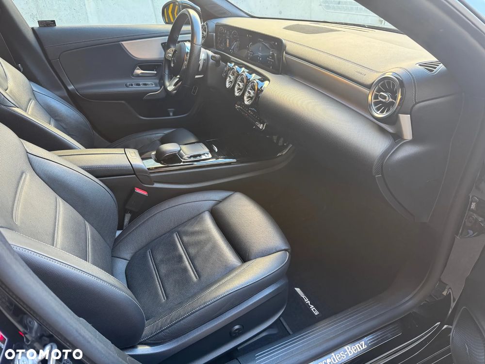 Mercedes-Benz CLA 250 AMG Line 7G-DCT - 19