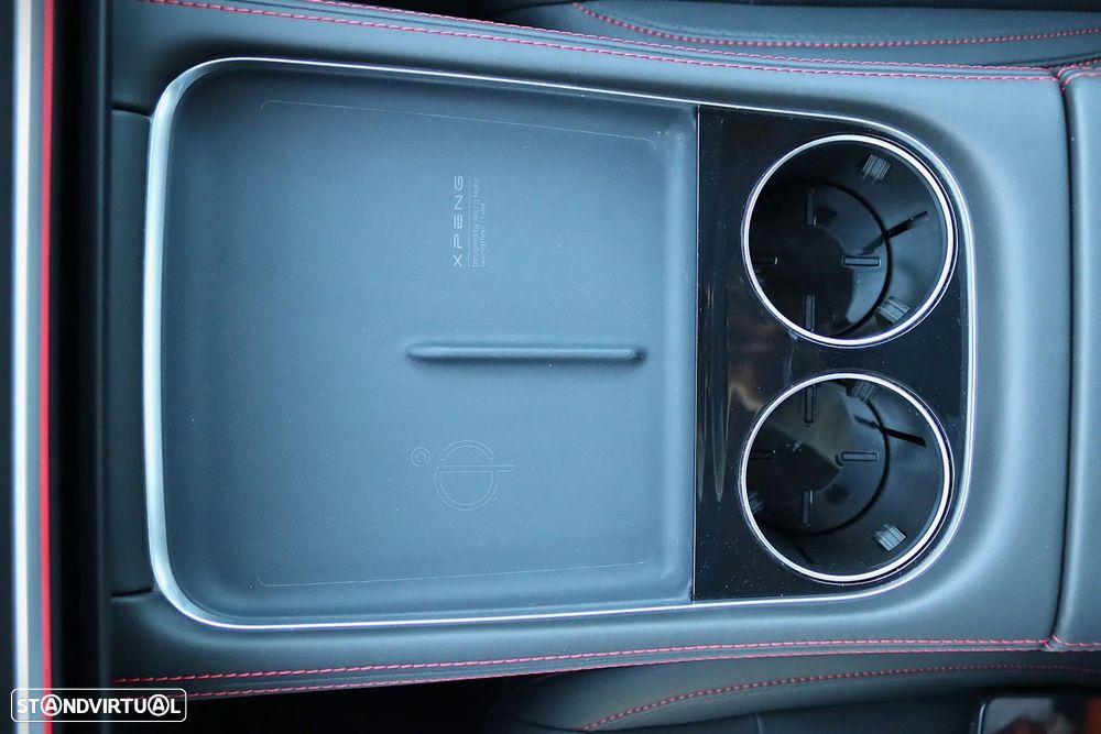 Xpeng P7i 86.2 kWh Long Range - 31