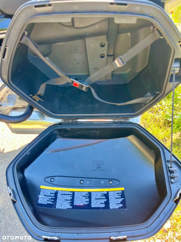 Yamaha FJR - 17