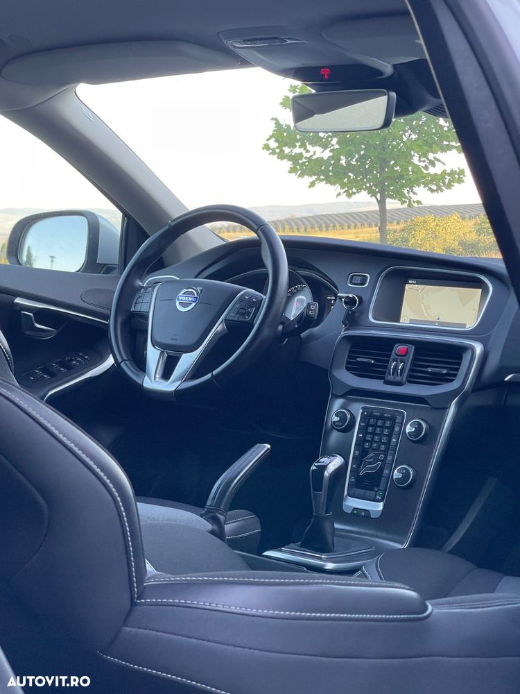 Volvo V40 Cross Country D2 - 6