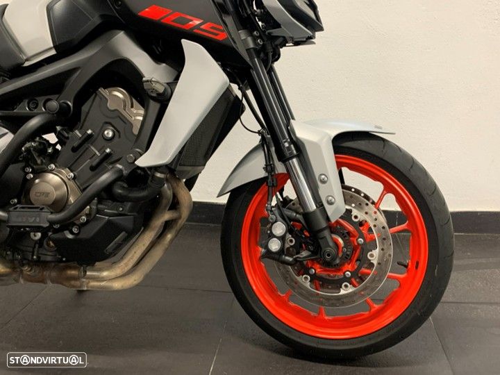 Yamaha MT-09 - 7
