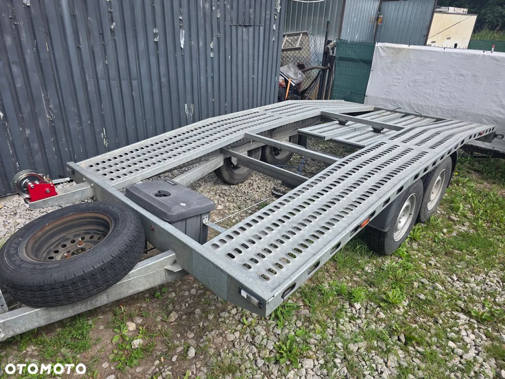 Rydwan B2600 - 2