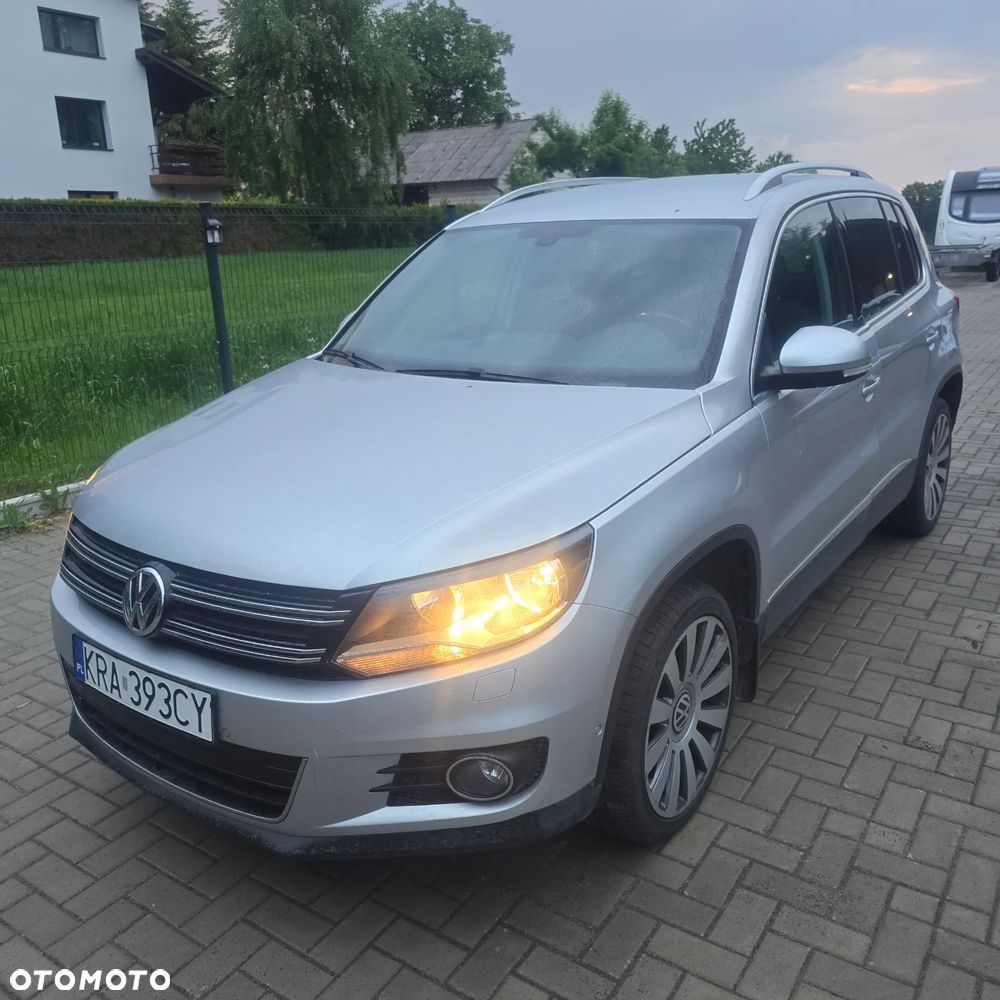 Volkswagen Tiguan - 1
