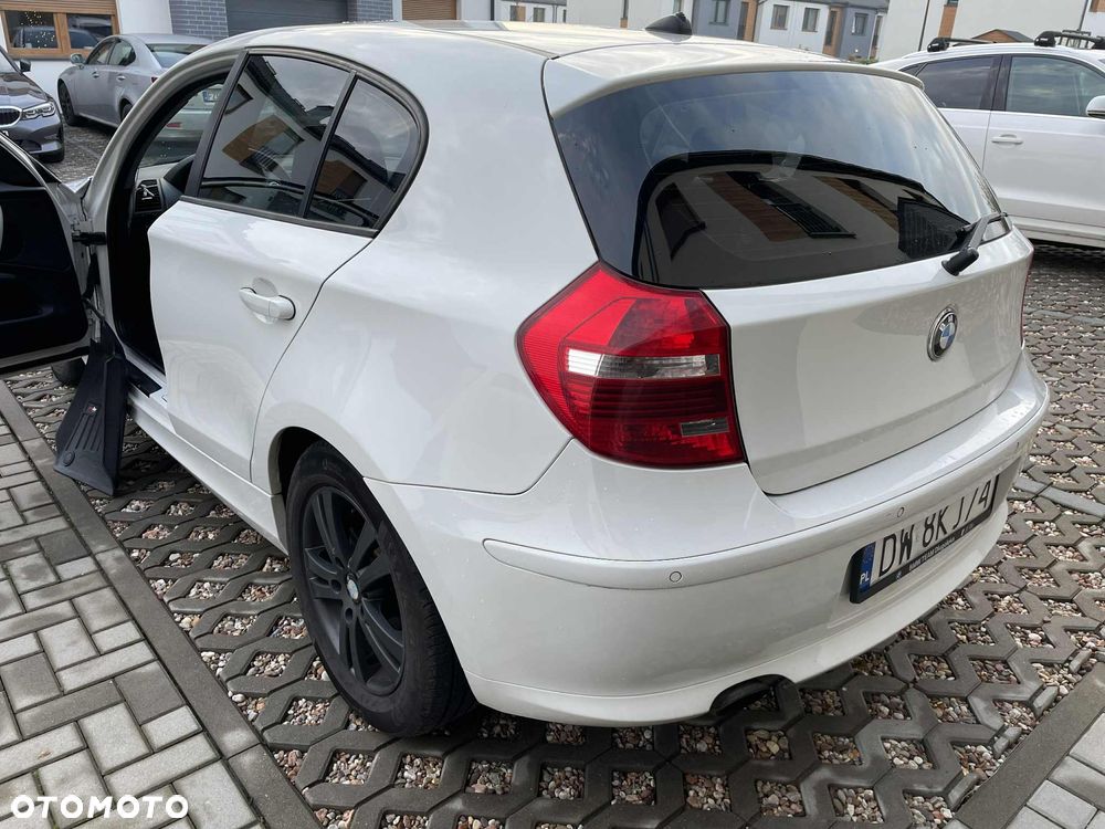 BMW Seria 1 - 12