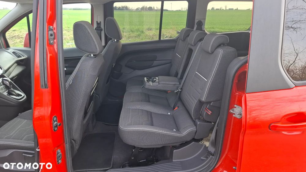 Ford Tourneo Connect Grand - 10