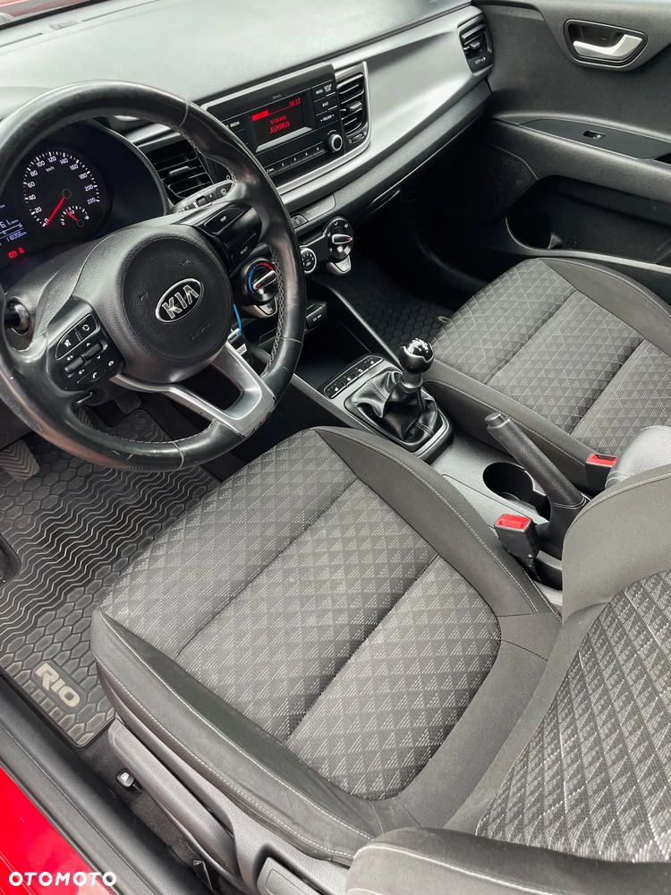 Kia Rio 1.2 M - 9