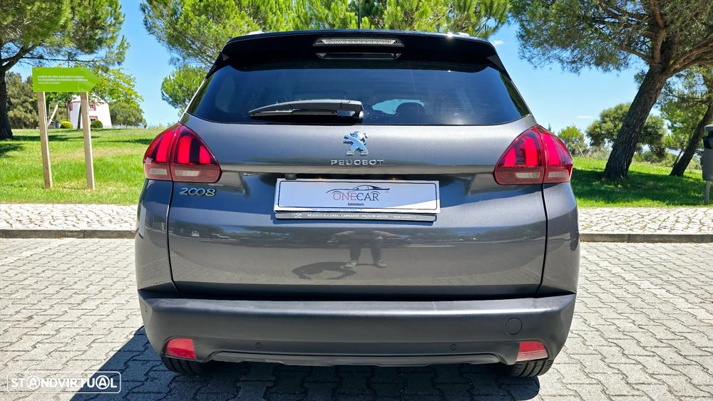 Peugeot 2008 1.5 BlueHDi Signature - 11