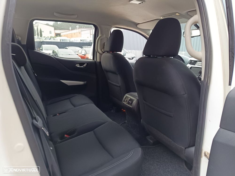 Nissan Navara 2.3 dCi CD 4WD N-Connecta - 14