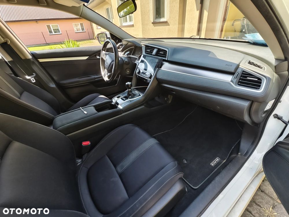 Honda Civic 1.5 i-VTEC Turbo Elegance - 4