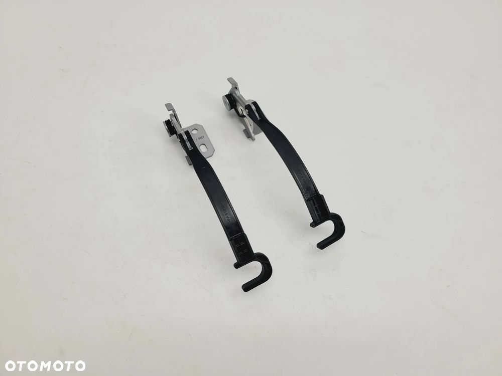 RYGIEL ZAMEK MASKI NOWY PEUGEOT 308 T9 - 2