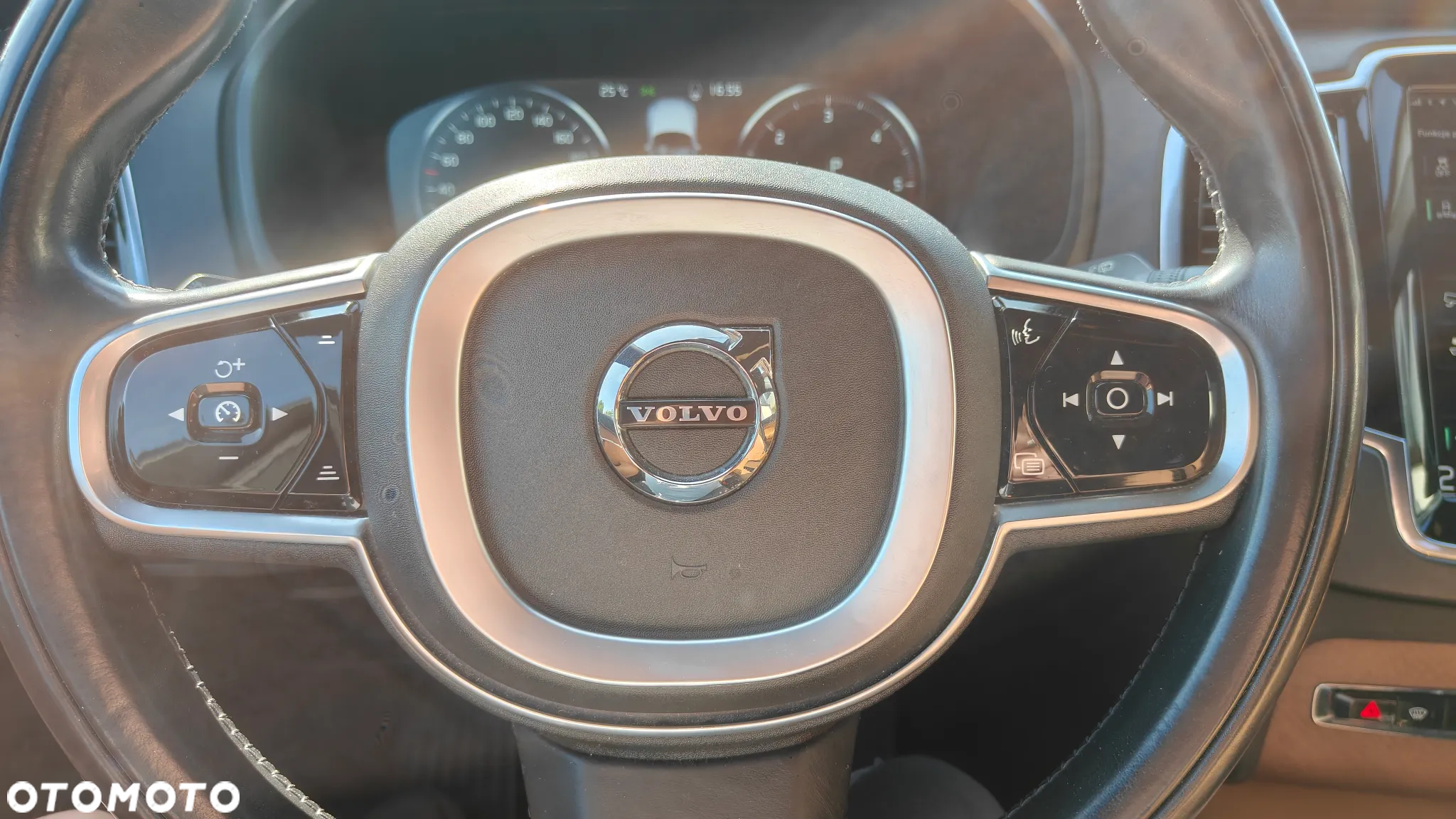 Volvo XC 90 D5 AWD Inscription 7os - 18