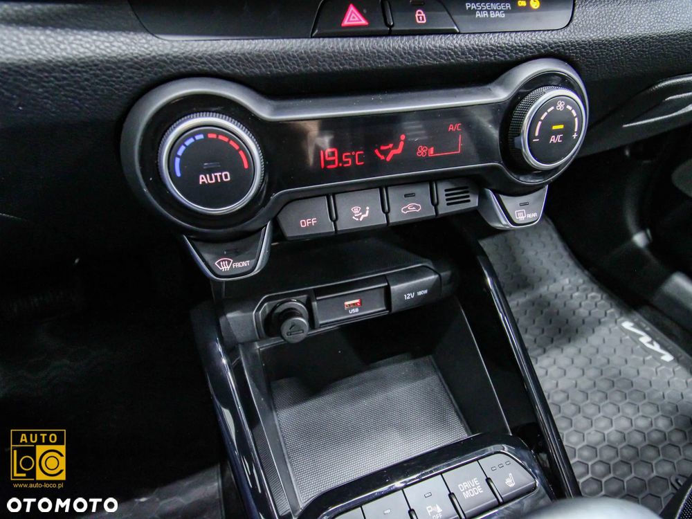 Kia Stonic 1.0 T-GDI L Business Line DCT - 23