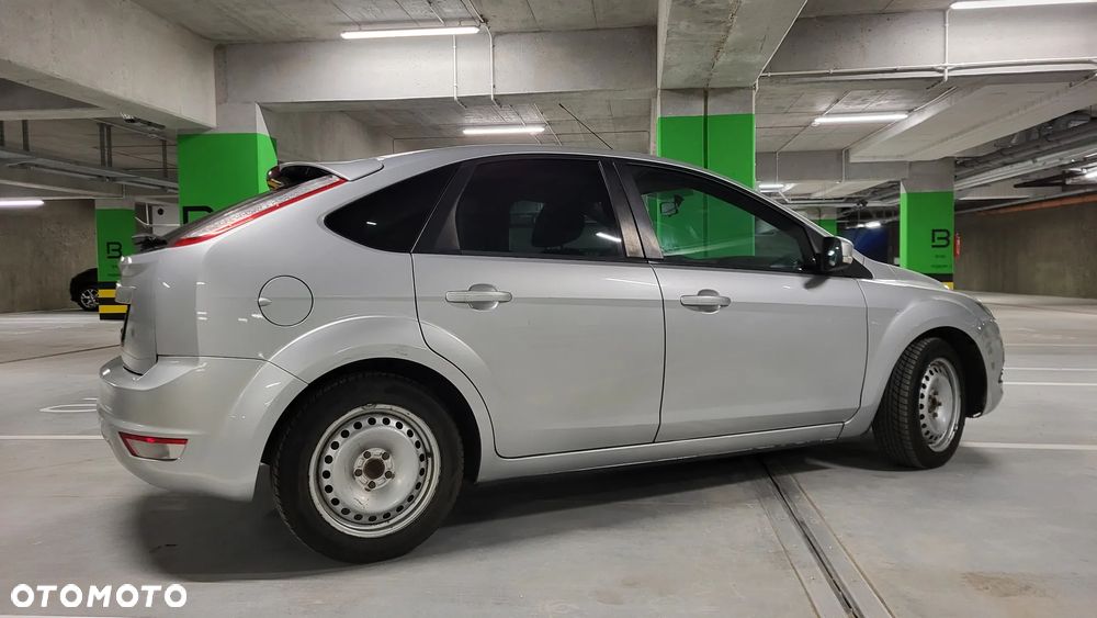 Ford Focus 2.0 16V Style - 4
