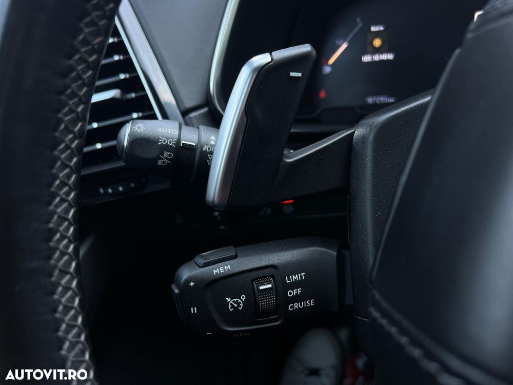 DS Automobiles DS 7 Crossback - 30